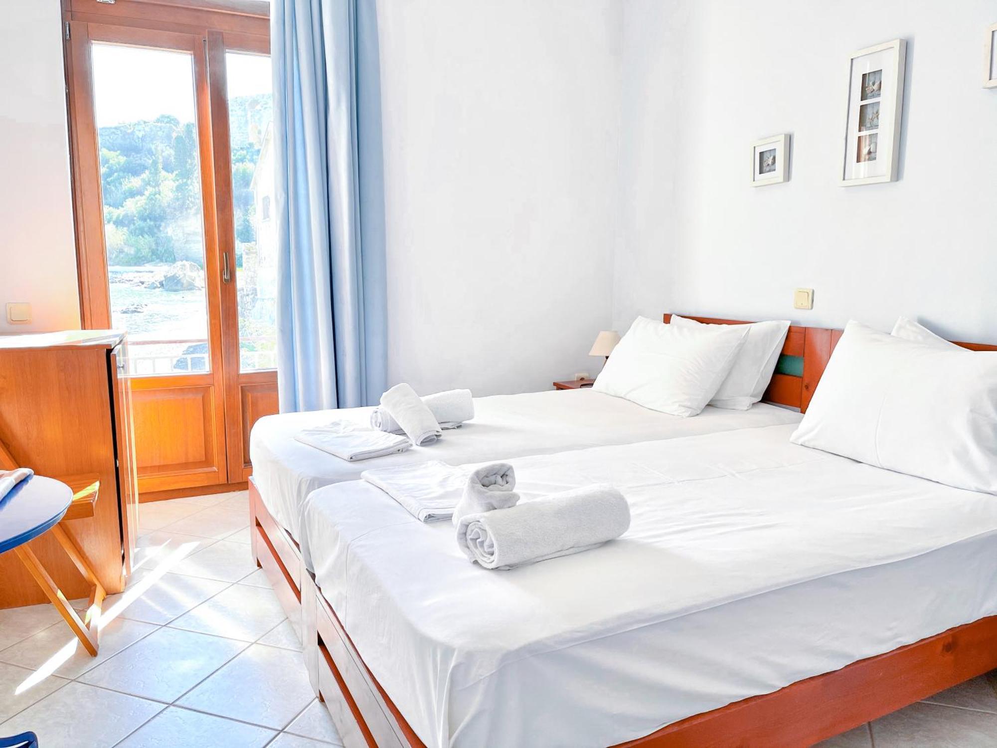 Xenios Zeus Rooms Koróni Zewnętrze zdjęcie